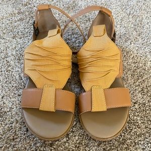 Timberland sandals-brand new condition